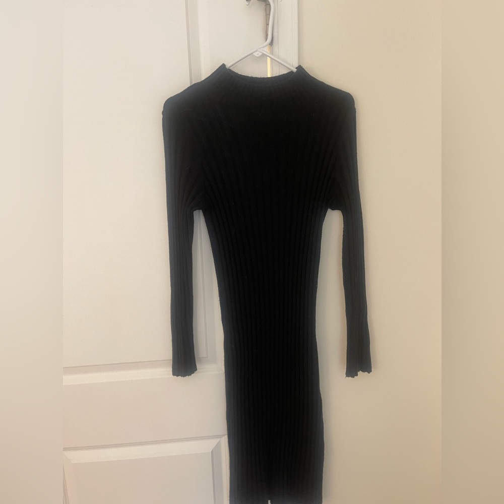 Black midi sweater dress